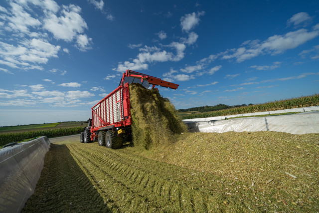Unload with beater rotors